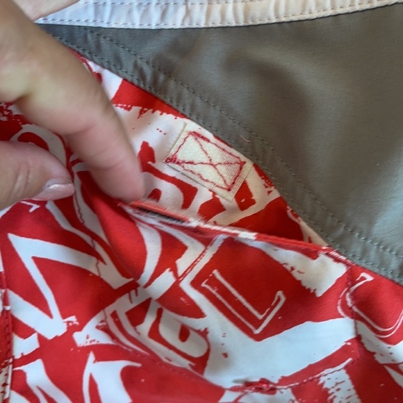 Y: Volcom Miss Thang Swim Boardshorts 5” - Picture 5 of 6